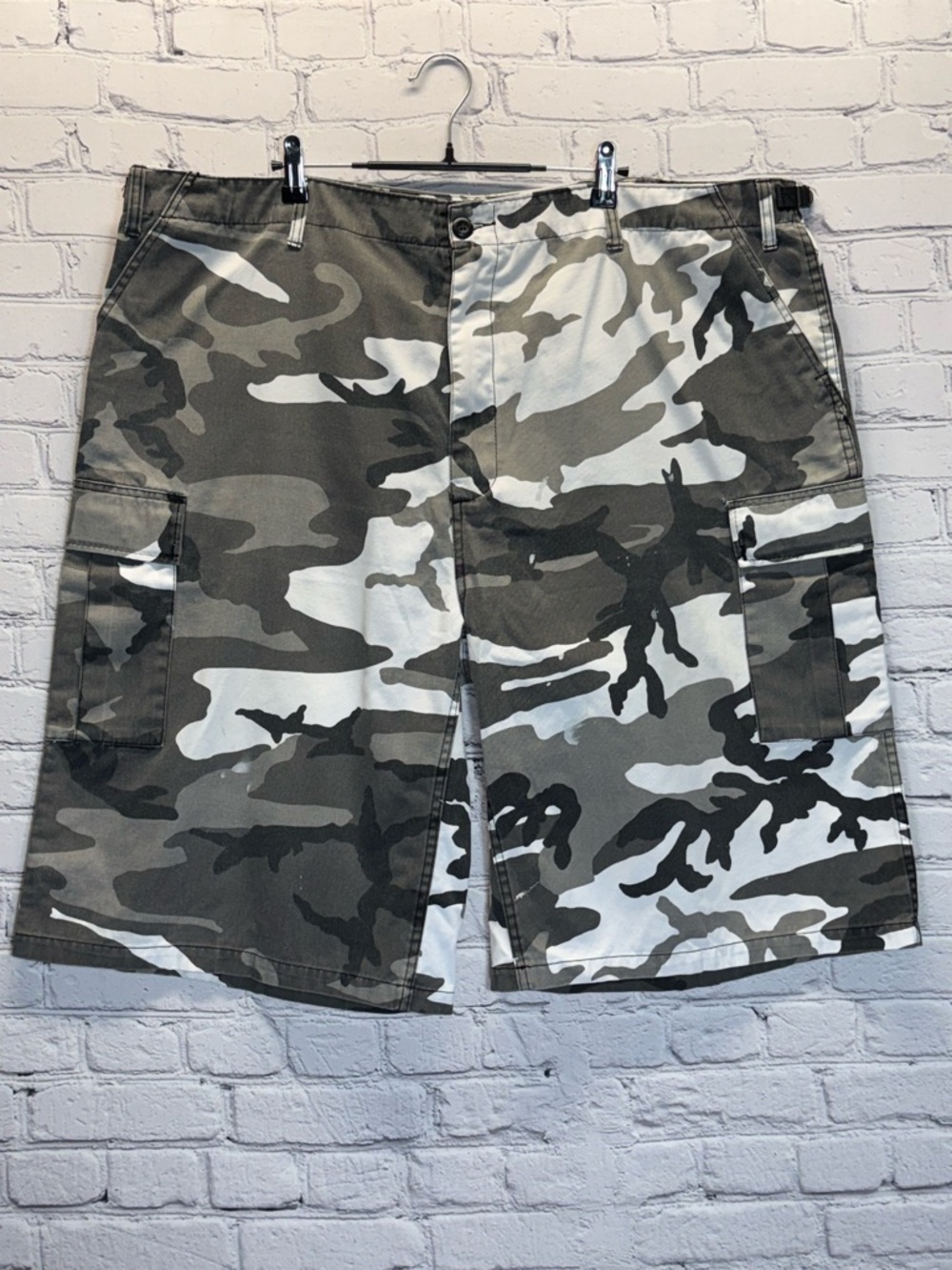 Rothco BDU Combat Shorts Mens 2XL Cargo Urban Camo Button Fly Grunge Workwear